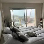 Vue Exceptionnelle A Apartment